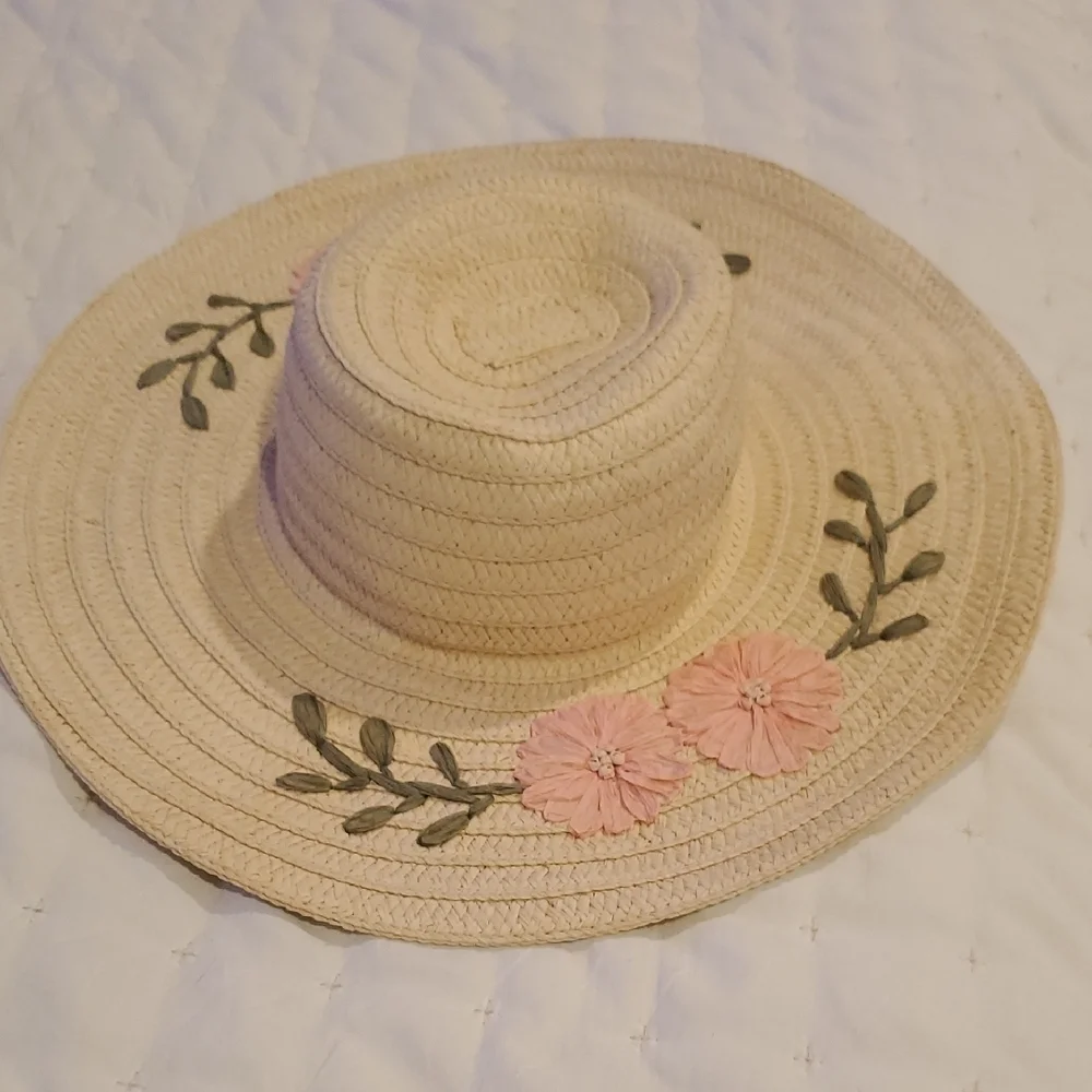 NWT Kelly & Katie Tan and Pink Floral Sun Hat